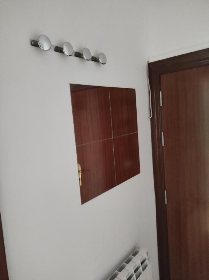 Precioso Apartamento Con Patio Διαμέρισμα Θαμόρα Εξωτερικό φωτογραφία