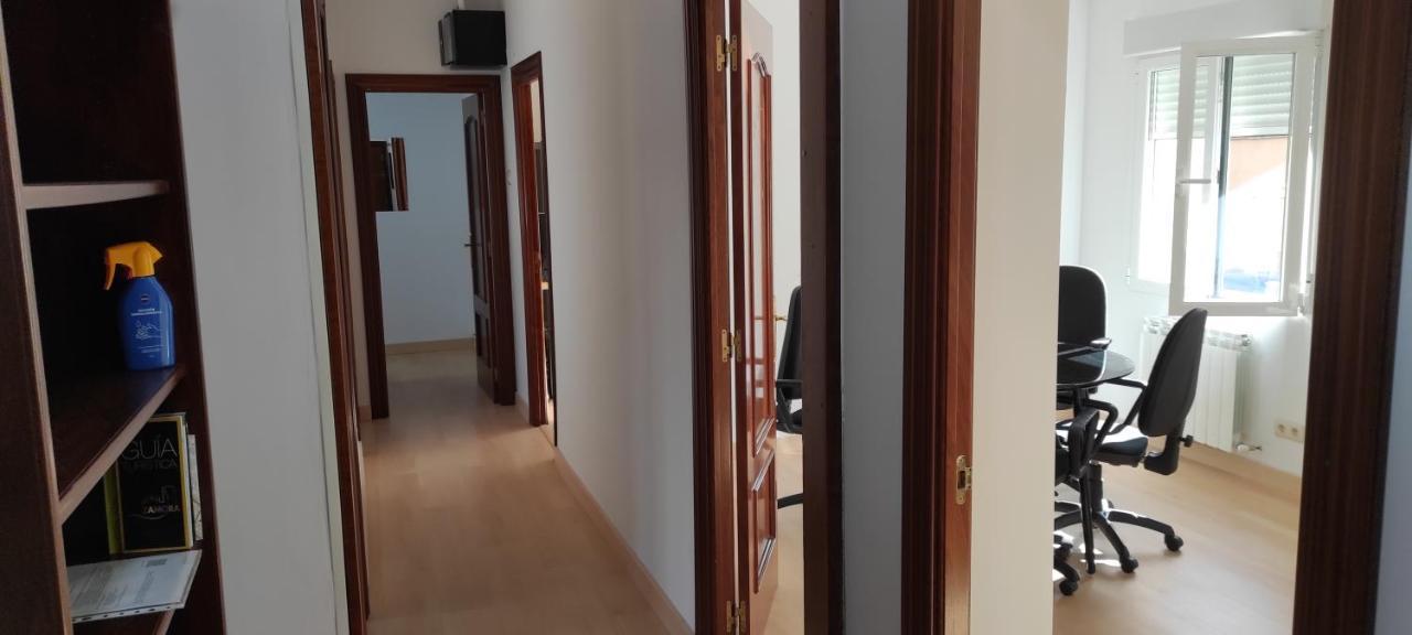 Precioso Apartamento Con Patio Διαμέρισμα Θαμόρα Εξωτερικό φωτογραφία